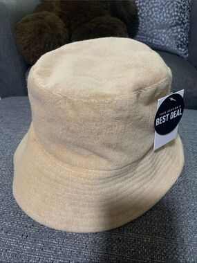 Forever 21 Tan Bucket Hat